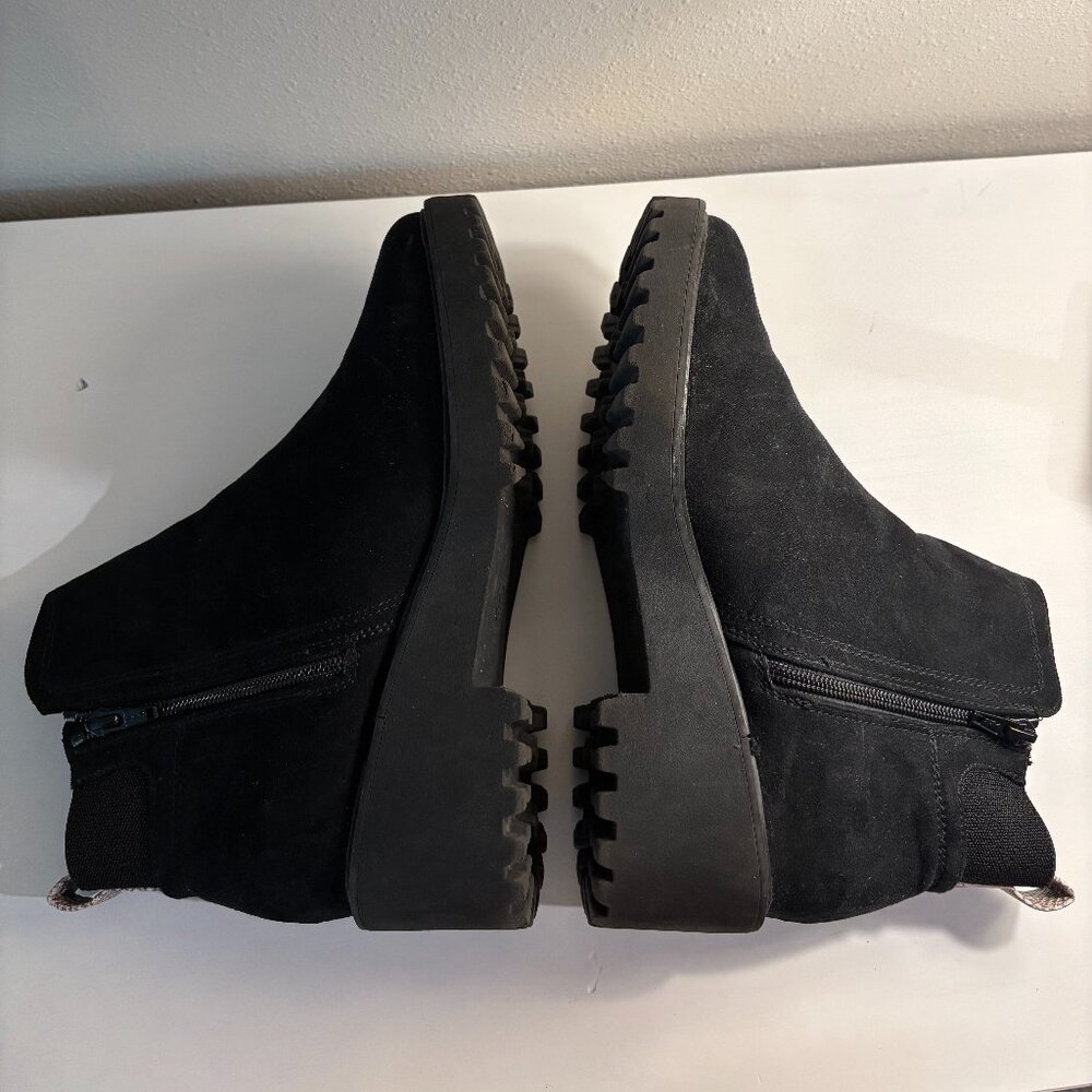 Universal Thread Black Boots - image 6